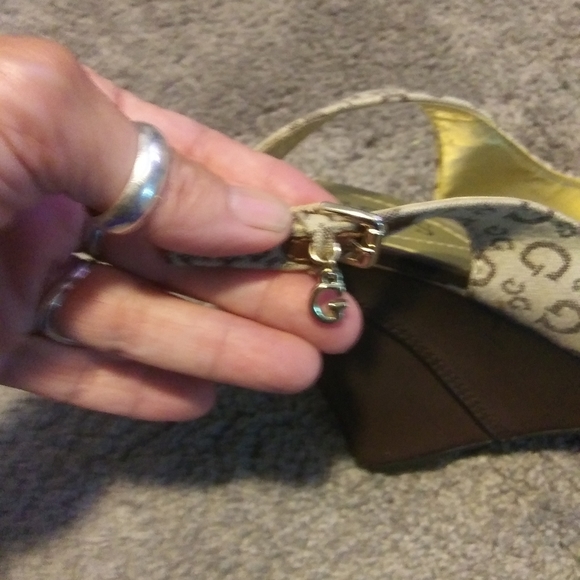 Guess Wedge Shoes - Picture 6 of 10